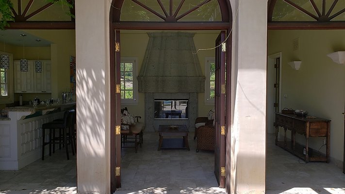 2555 Benedict Canyon - LA - 109