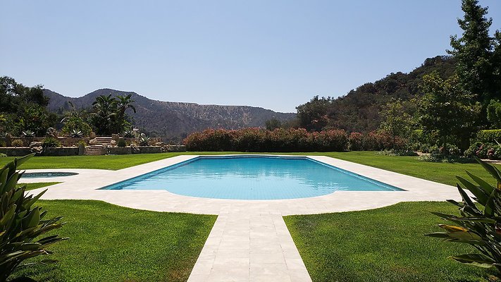 2555 Benedict Canyon - LA - 74