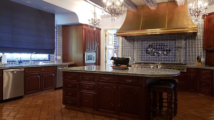 2555 Benedict Canyon - LA - 132