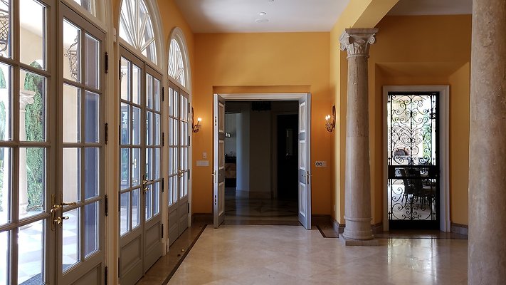 2555 Benedict Canyon - LA - 129