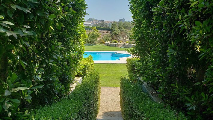 2555 Benedict Canyon - LA - 87